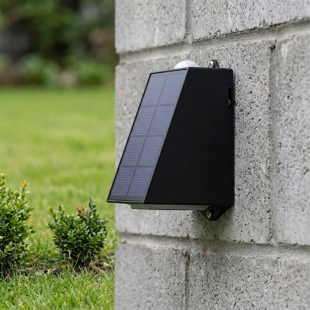 Solar Fence Wall Light - Black Die-cast Aluminum Single-Pack Minimalist Sconce with Warm LED Glow for Courtyard, Patio and Porch Fencing