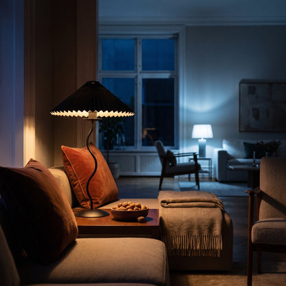Pleated Floor Lamp - Minimalist Fabric Shade Standing Light for Living Room & Bedroom