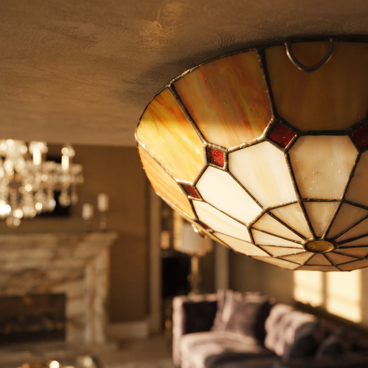 Tiffany Style Ceiling Light - Stained Glass Flush Mount Lamp for Dining Room & Hallway