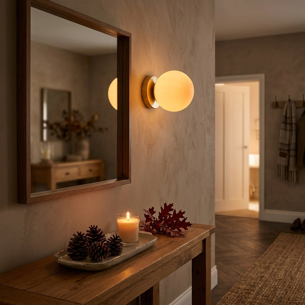 Glass Ball Ceiling Light - Clear Globe Shade E27 Flush Lamp for Bedroom, Hallway & Kitchen