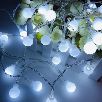 Globe LED String Lights - Bendable USB or Battery Fairy Lights for Bedroom & Patio